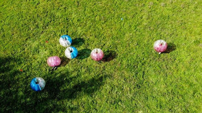 Bild: Bubble-Soccer - Rummelsberger Diakonie