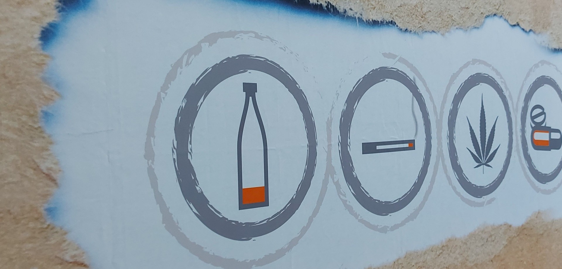 Zeichen mit verschiedenen Suchtformen